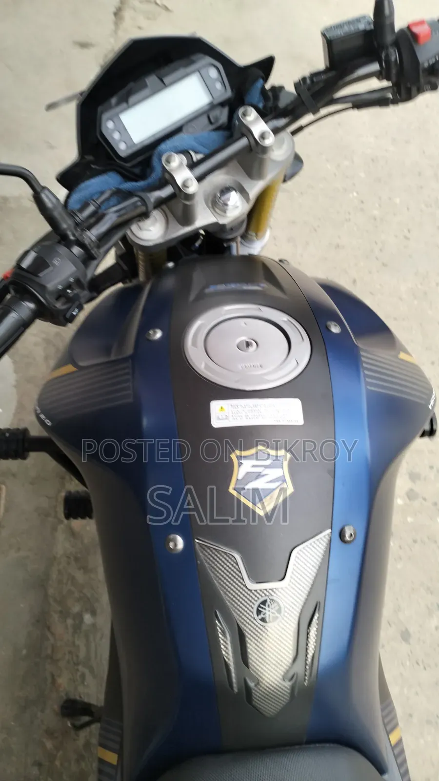Yamaha FZ ২০২৪ নীল