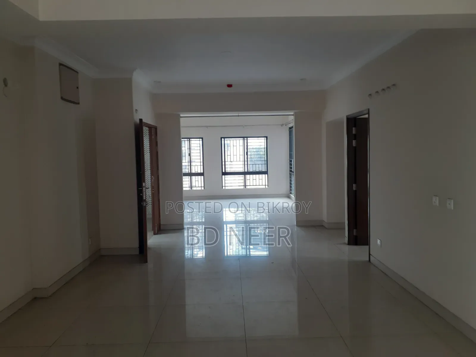 Office in Baridhara Diplomatic Zone