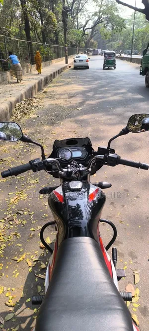 Bajaj Discover 125 2022 Black