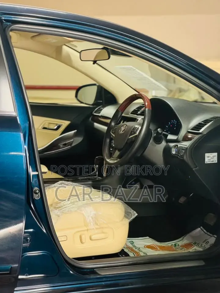Toyota Premio 1.5 FWD 2017 Blue