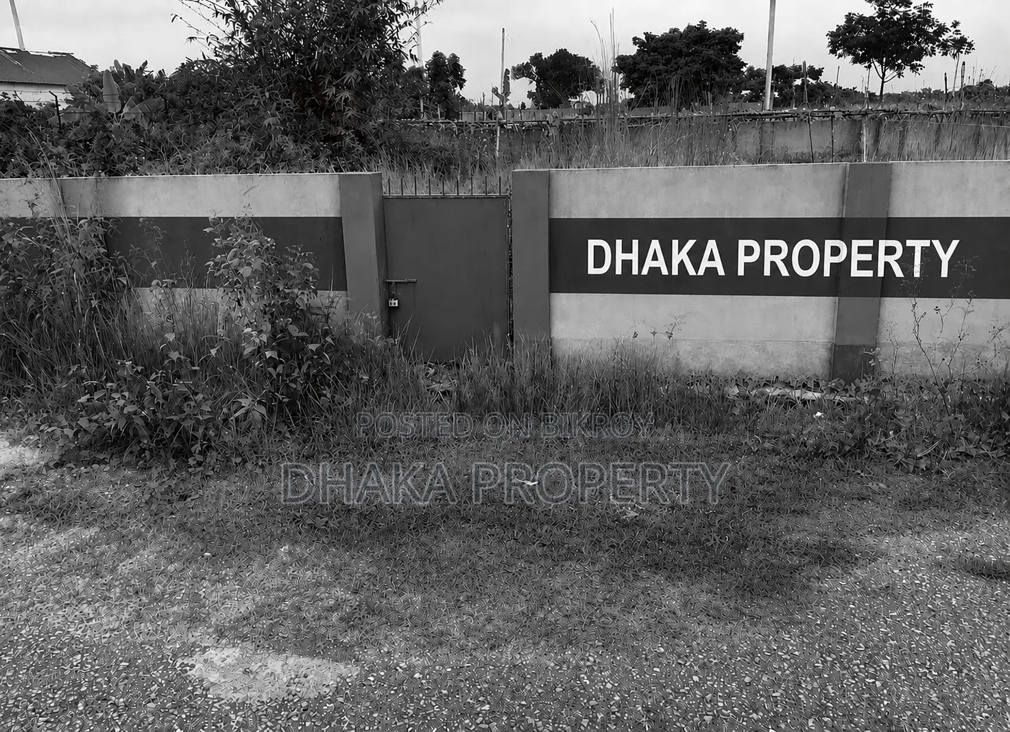 30-foot Road 3 Katha Park North at Sector 13