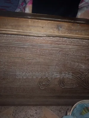 শিকন কাঠের খাট