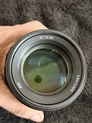 Sony 85mm 1.8