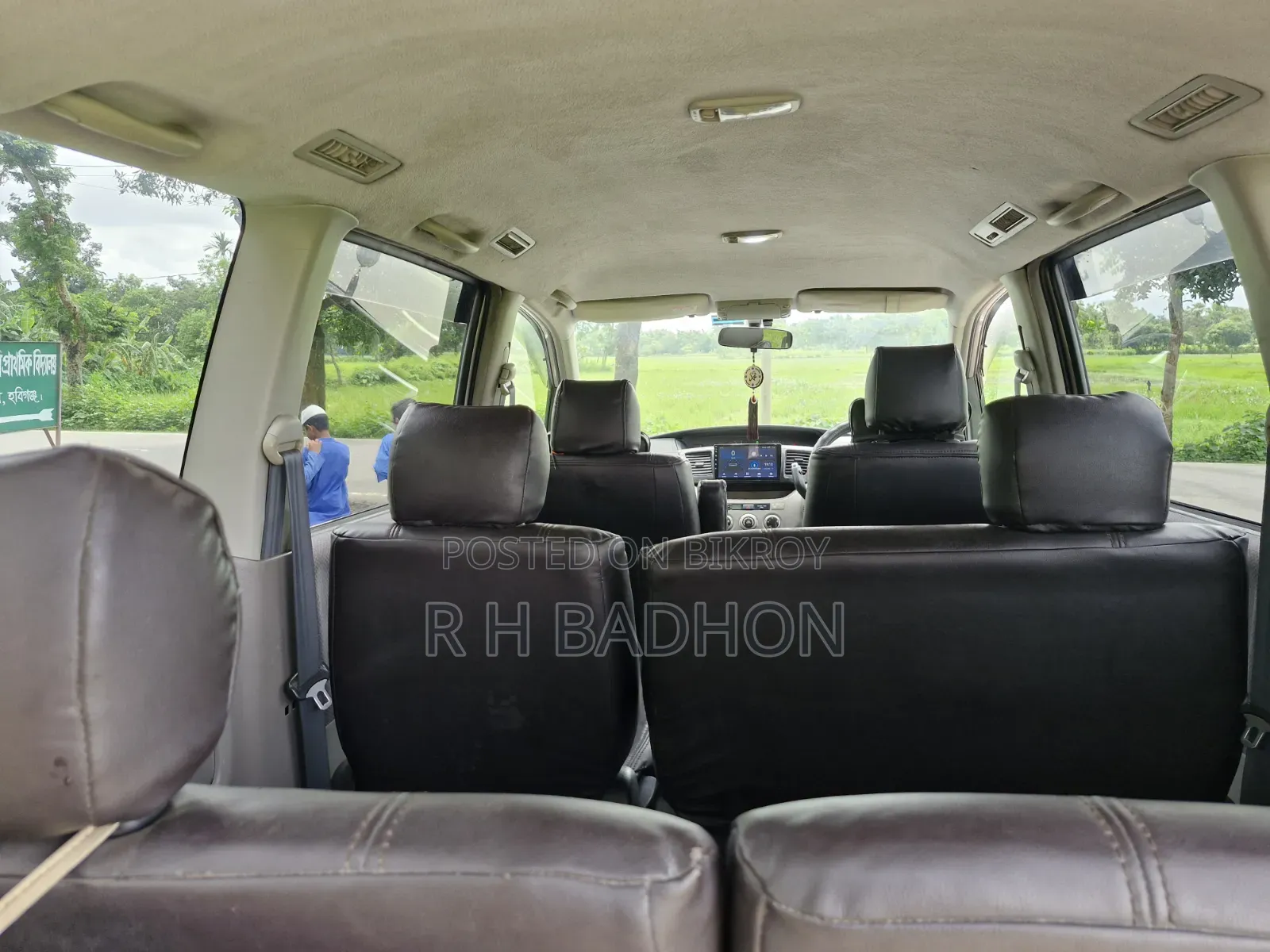 Toyota Noah 2003 Silver