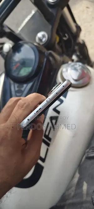 Infinix Hot 60 Pro+ 128 GB Silver