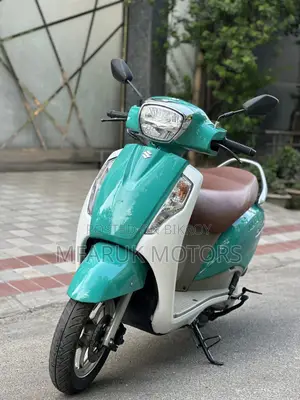 Suzuki 2025