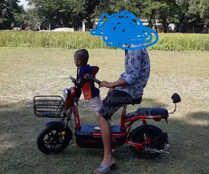 মোটরসাইকেল ২০২২ লাল