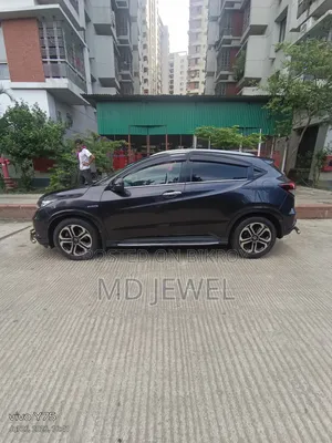 Honda Vezel 1.5 Hybrid Four-Wheel Drive 2014 Black