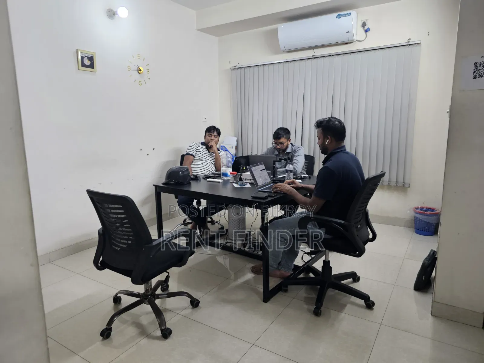 গুলশান বাড্ডা লিঙ্ক রোড অফিসের স্পেস