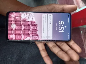 Oppo Reno8 Pro 256 GB White