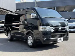 Toyota HiAce 2021 Black