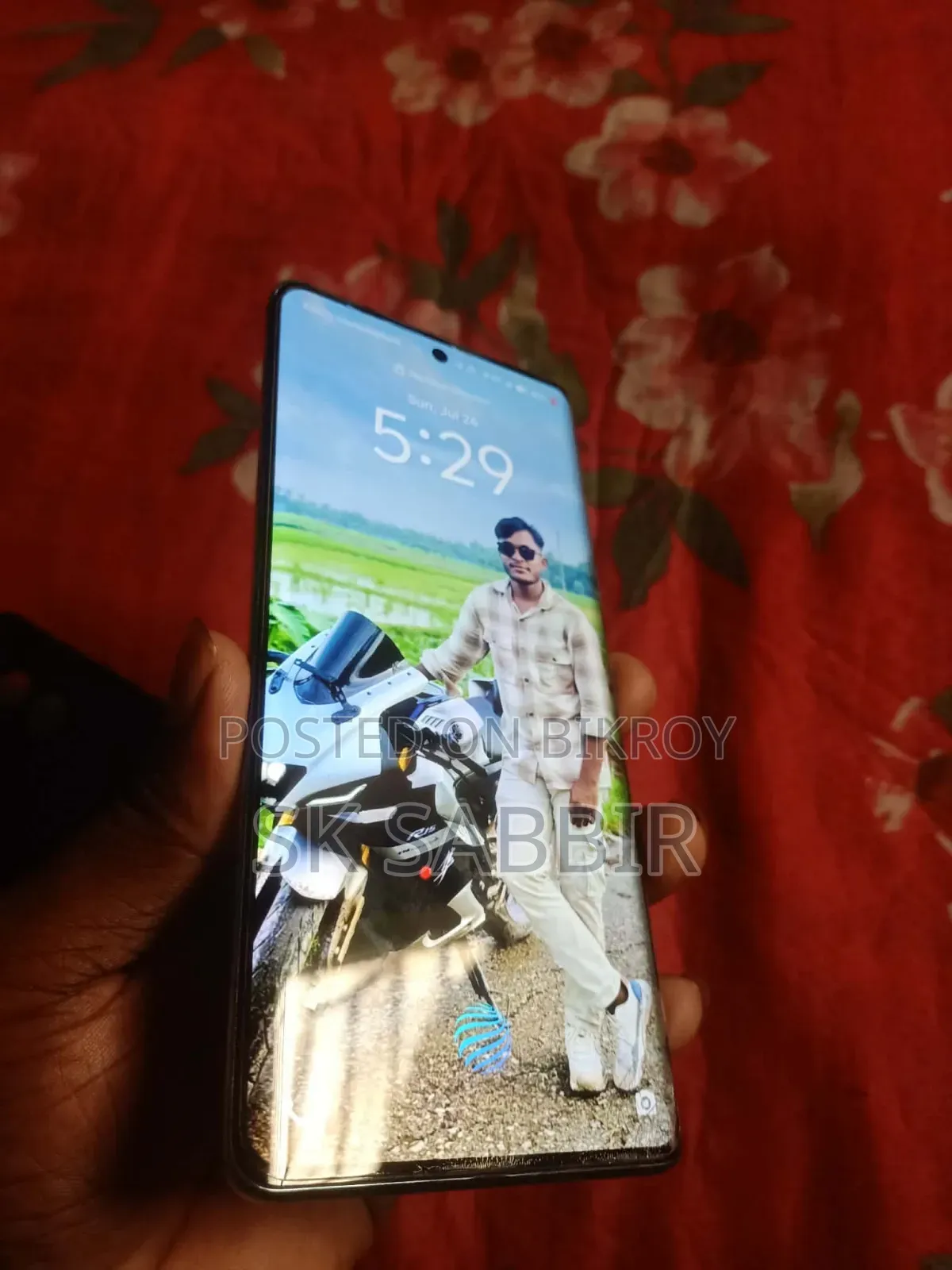 Vivo V30e 128 GB White