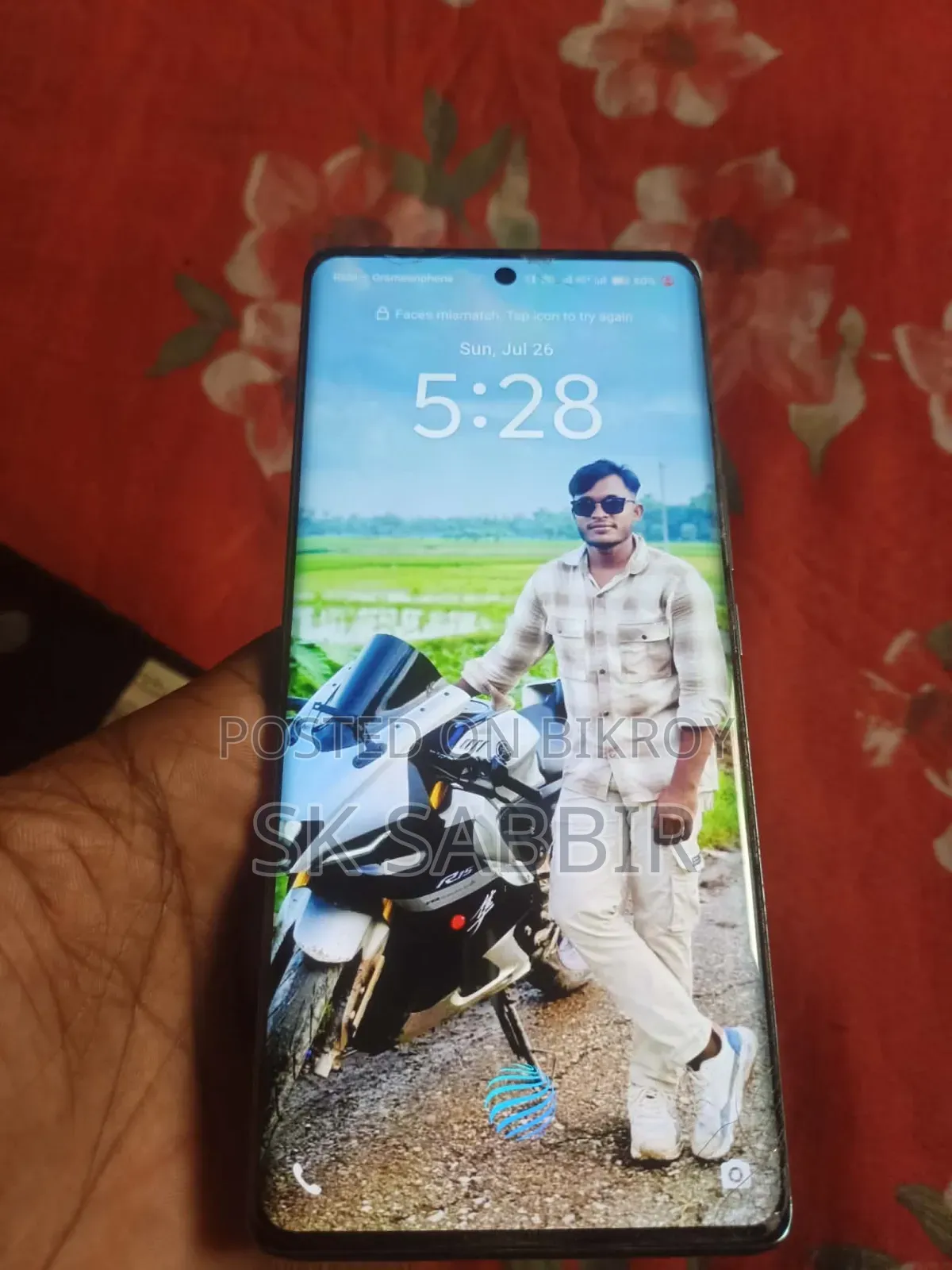 Vivo V30e 128 GB White