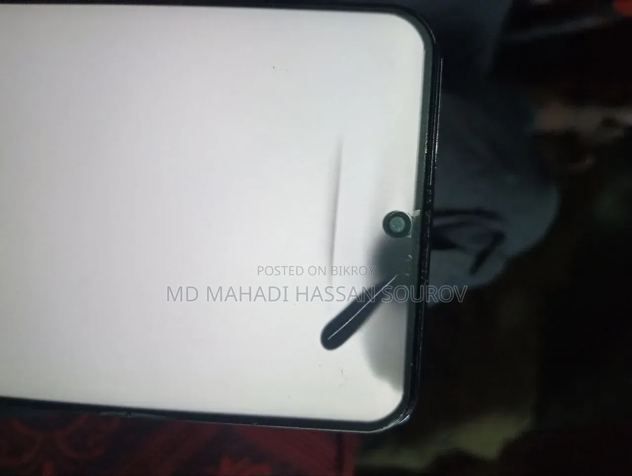 স্যামসাং গ্যালাক্সি এস২০ ৫জি ইউডব্লিউ ১২৮ জিবি