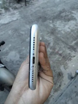 Apple iPhone XR 128 GB White