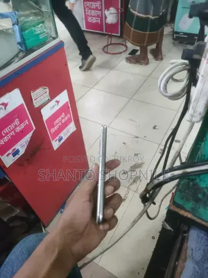 অ্যাপল আইফোন ১১ প্রো ২৫৬ জিবি হোয়াইট