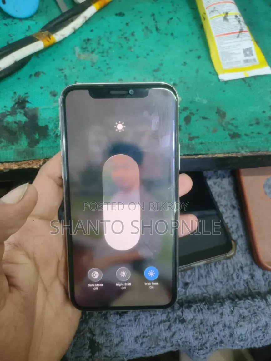 অ্যাপল আইফোন ১১ প্রো ২৫৬ জিবি হোয়াইট