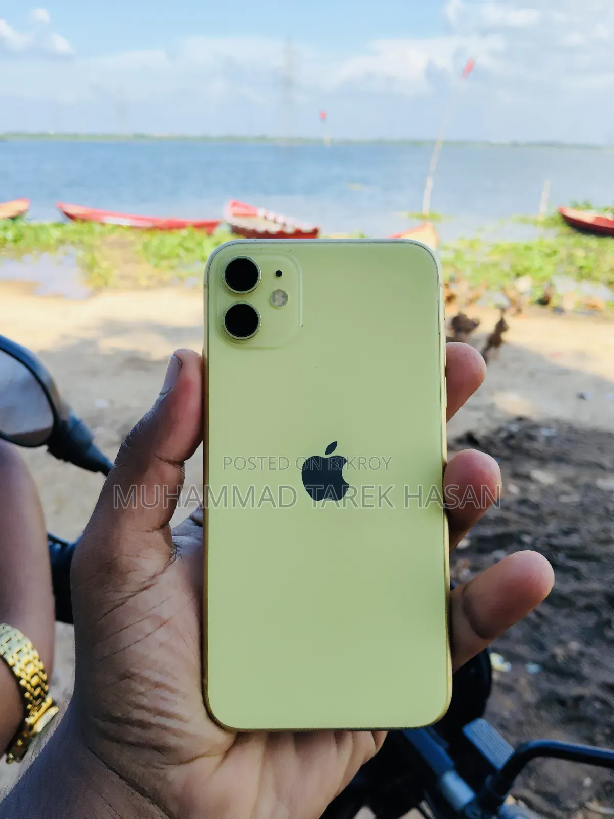 অ্যাপল আইফোন ১১ ১২৮ জিবি ইয়েলো