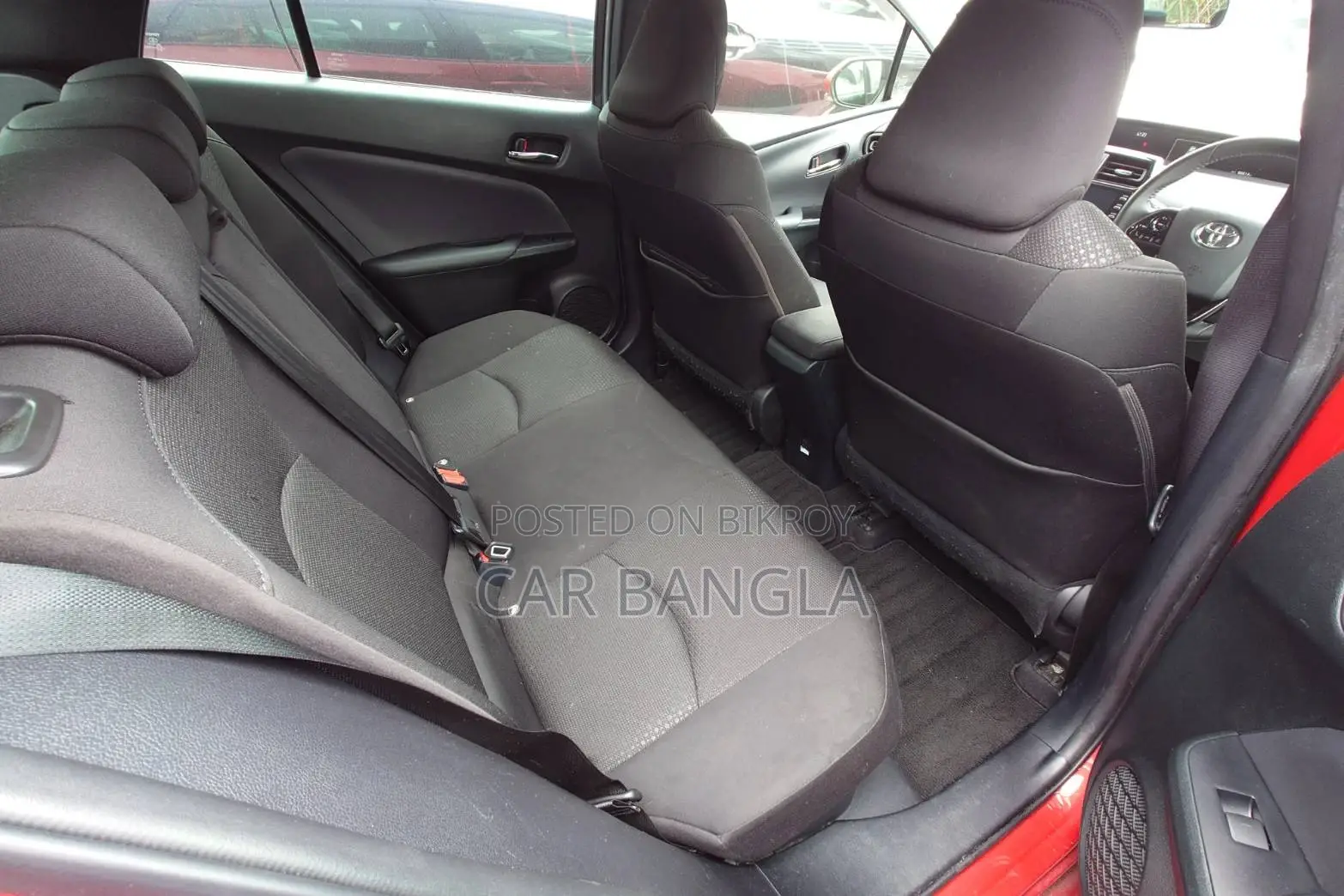 Toyota Prius 2021 Red