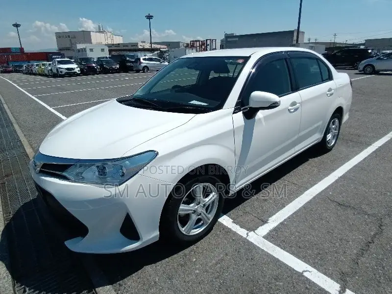 Toyota Axio 2021 White