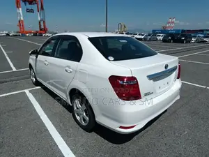 Toyota Axio 2021 White