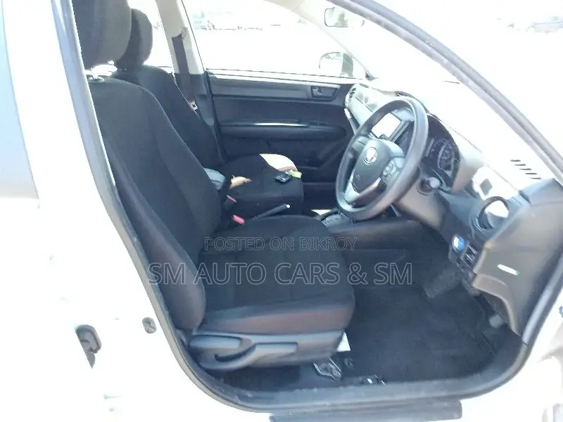Toyota Axio 2021 White