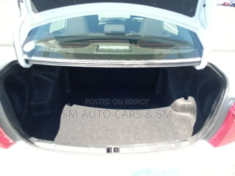 Toyota Axio 2021 White