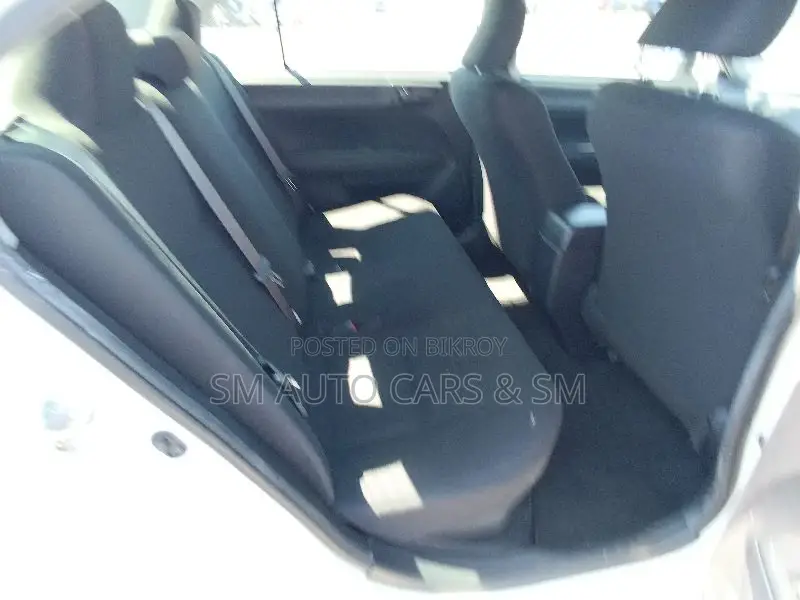 Toyota Axio 2021 White