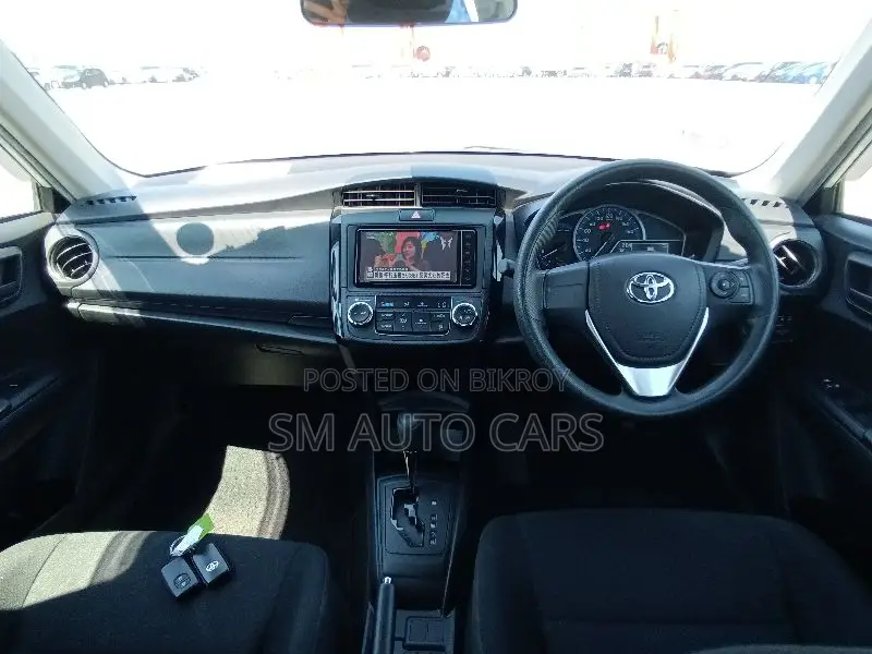Toyota Axio 2021 White
