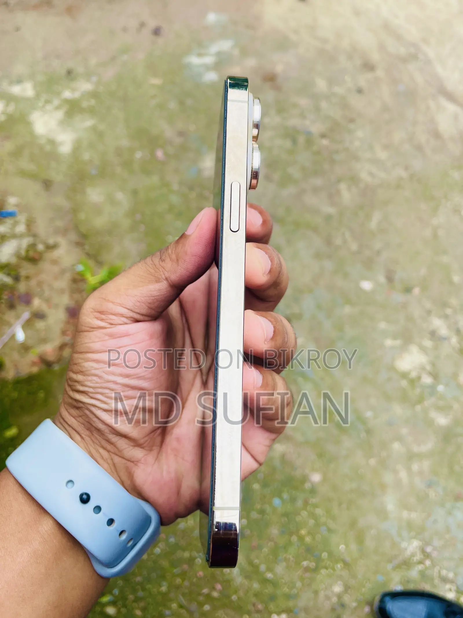 অ্যাপল আইফোন ১৪ প্রো ম্যাক্স ১২৮ জিবি গোল্ড