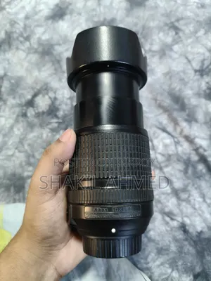 Nikon 18-140mm Lens