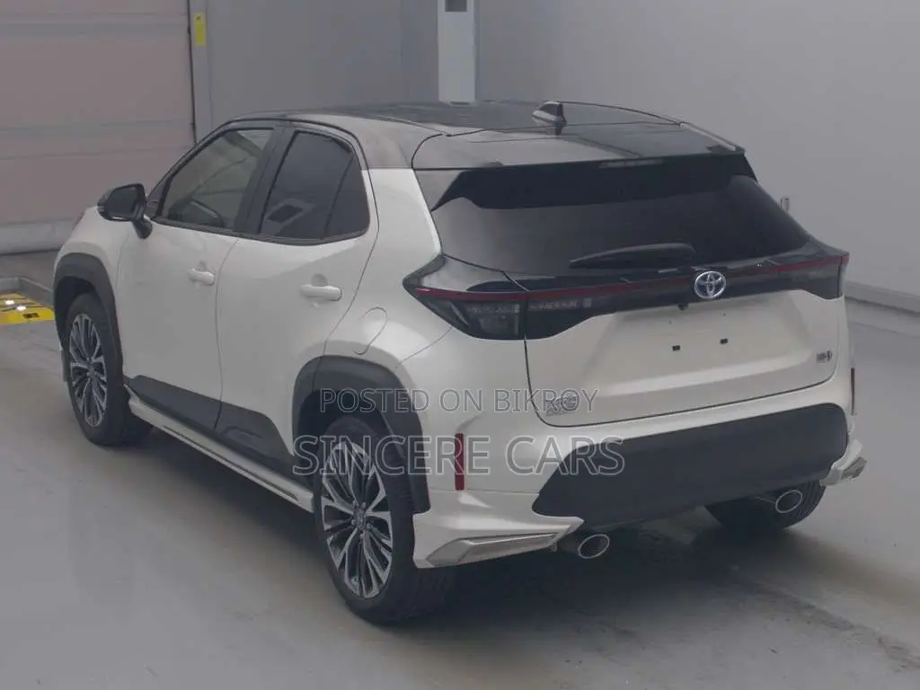 Toyota Yaris Cross 2021 Pearl