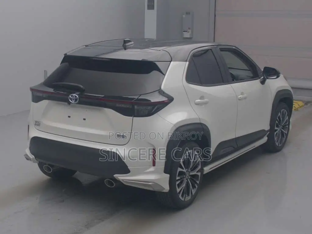 Toyota Yaris Cross 2021 Pearl