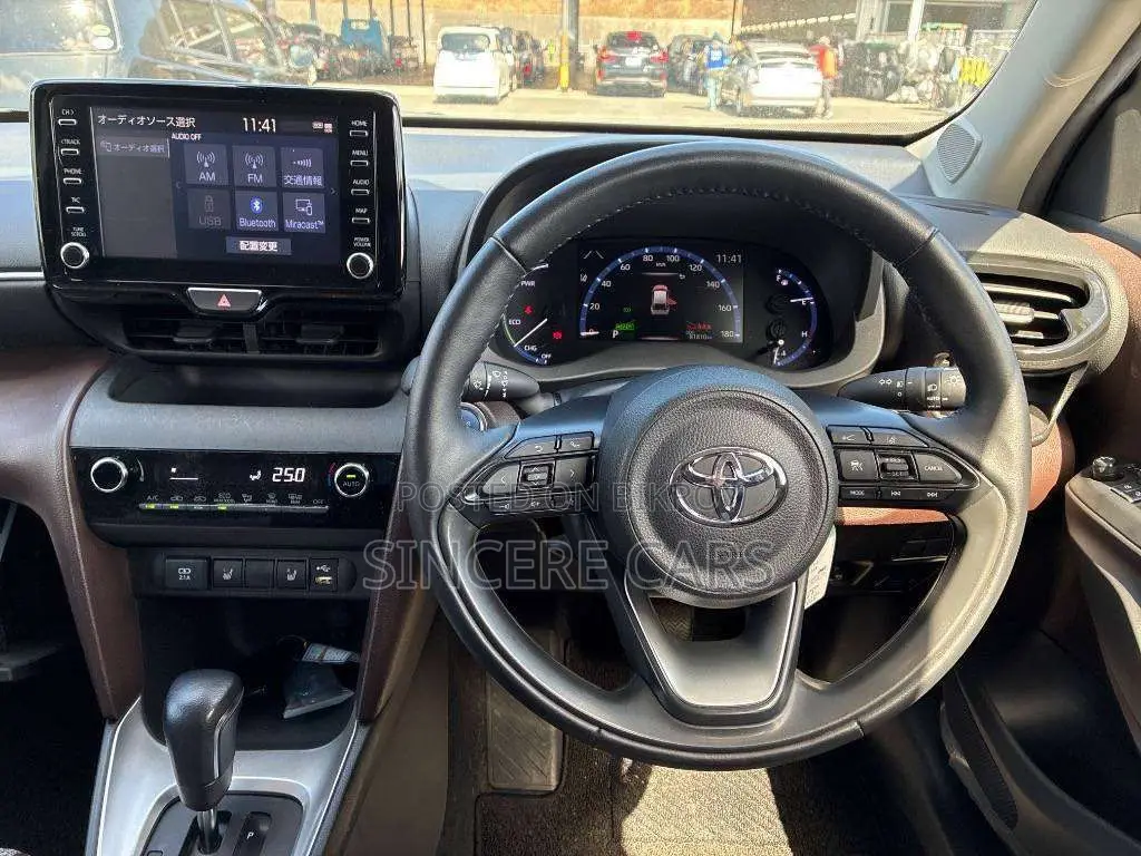 Toyota Yaris Cross 2021 Pearl