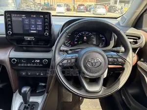 Toyota Yaris Cross 2021 Pearl