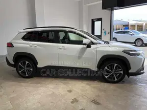 Toyota Corolla Cross 2021 Pearl