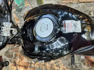 Hero Ignitor ২০১৮ কালো