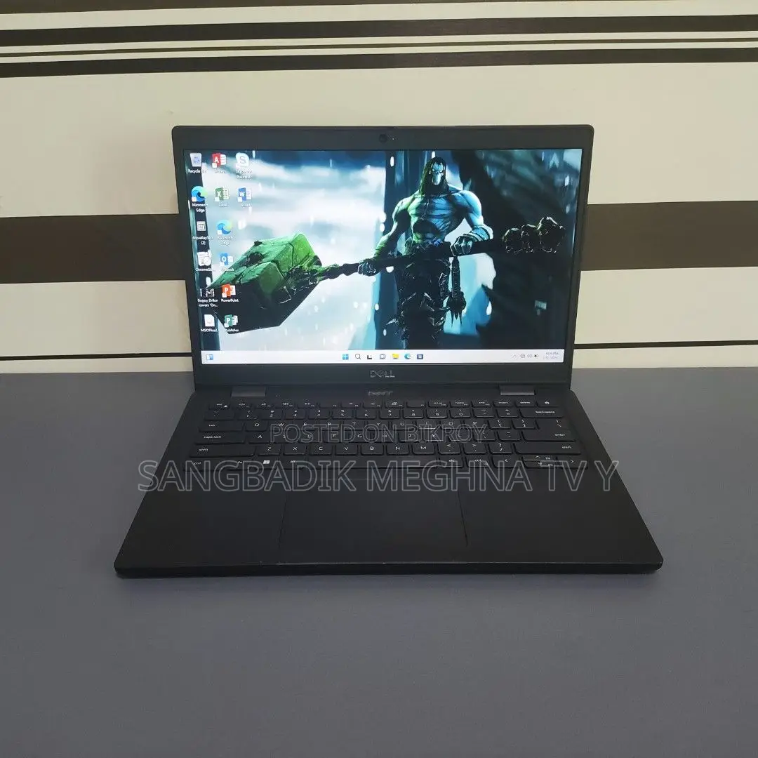 Laptop Dell 3GB Intel SSD 256GB