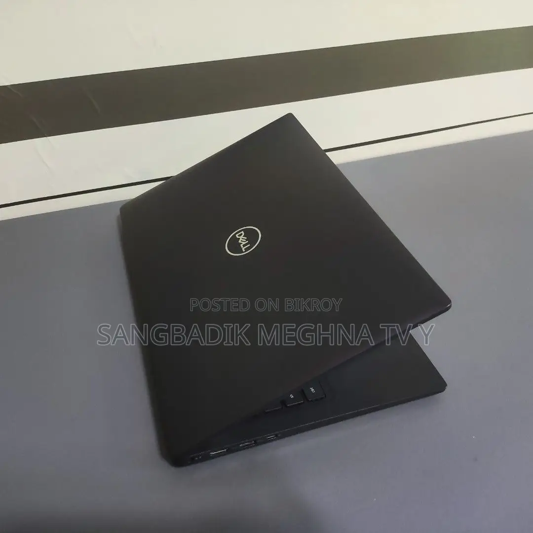 Laptop Dell 3GB Intel SSD 256GB
