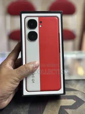 iQOO 256 GB Red