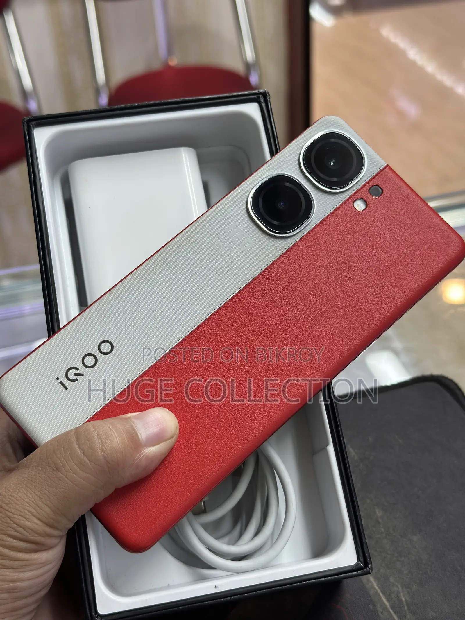 iQOO 256 GB Red