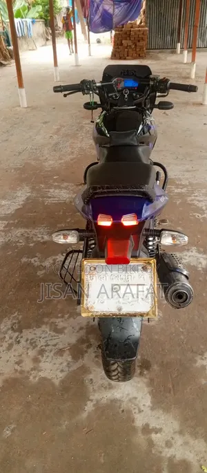 নতুন বাজাজ পালসার ১৫০ ২০১৬ ব্লু