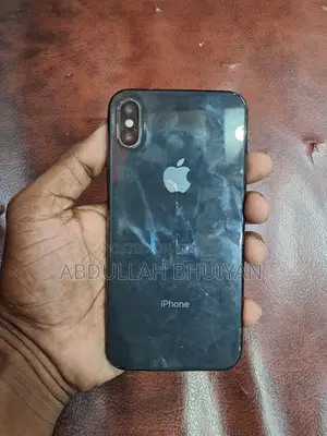 অ্যাপল আইফোন এক্স ৬৪ জিবি ব্ল্যাক