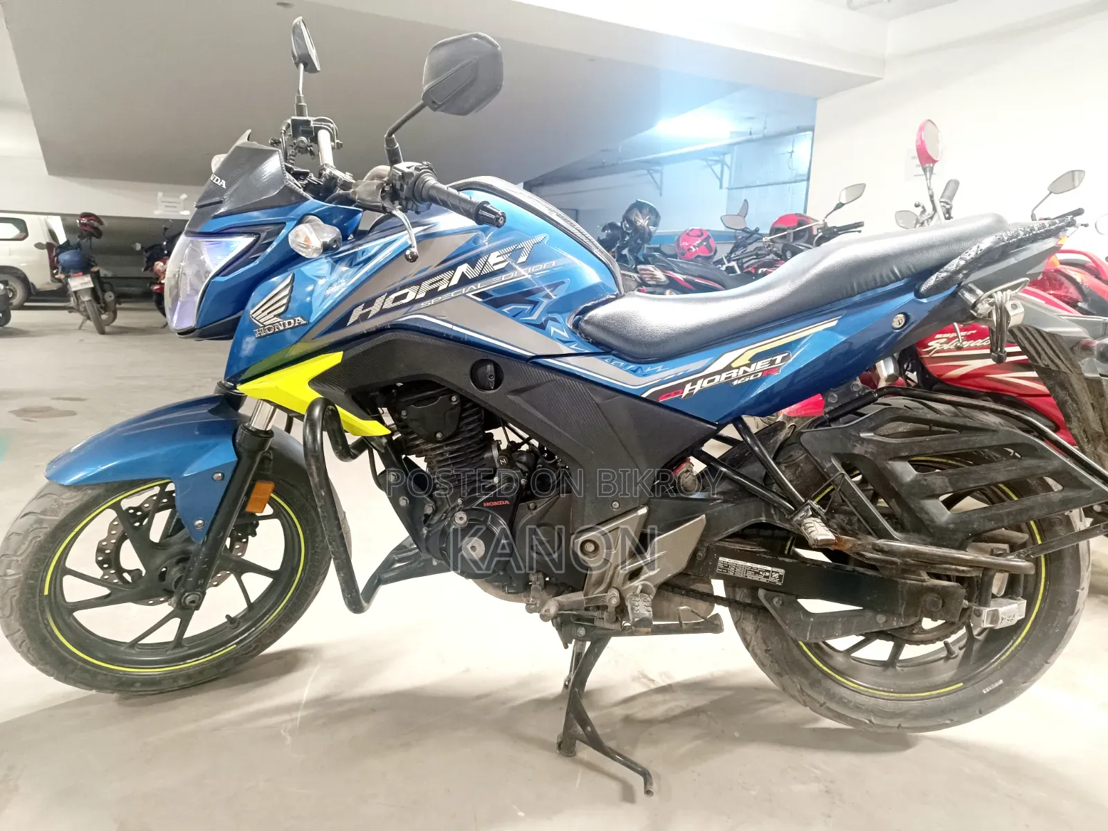 হোন্ডা হর্নেট ২০১৯ নীল