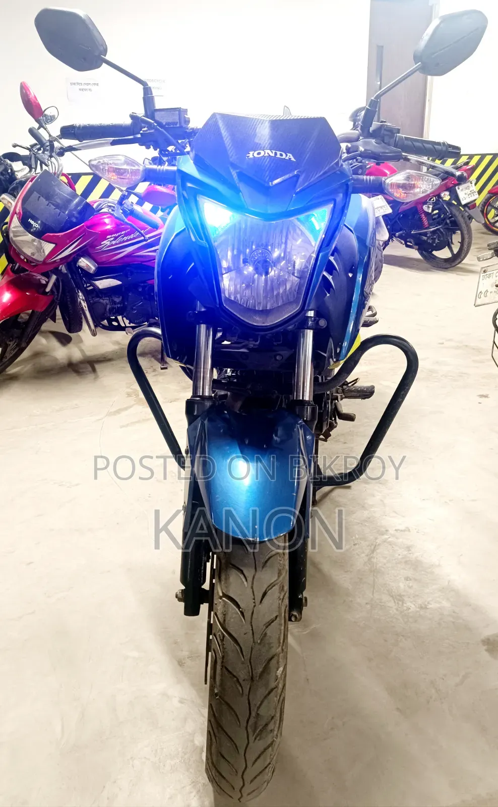 হোন্ডা হর্নেট ২০১৯ নীল