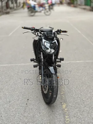 TVS Apache 160 4V 2022 কালো