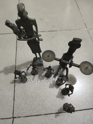 Antique Dhokra Set (8 Pcs)