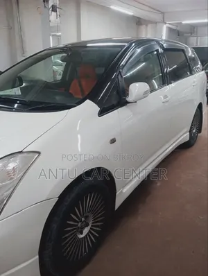 Toyota Wish 2004 White