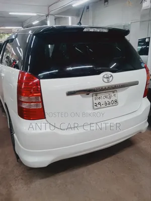 Toyota Wish 2004 White