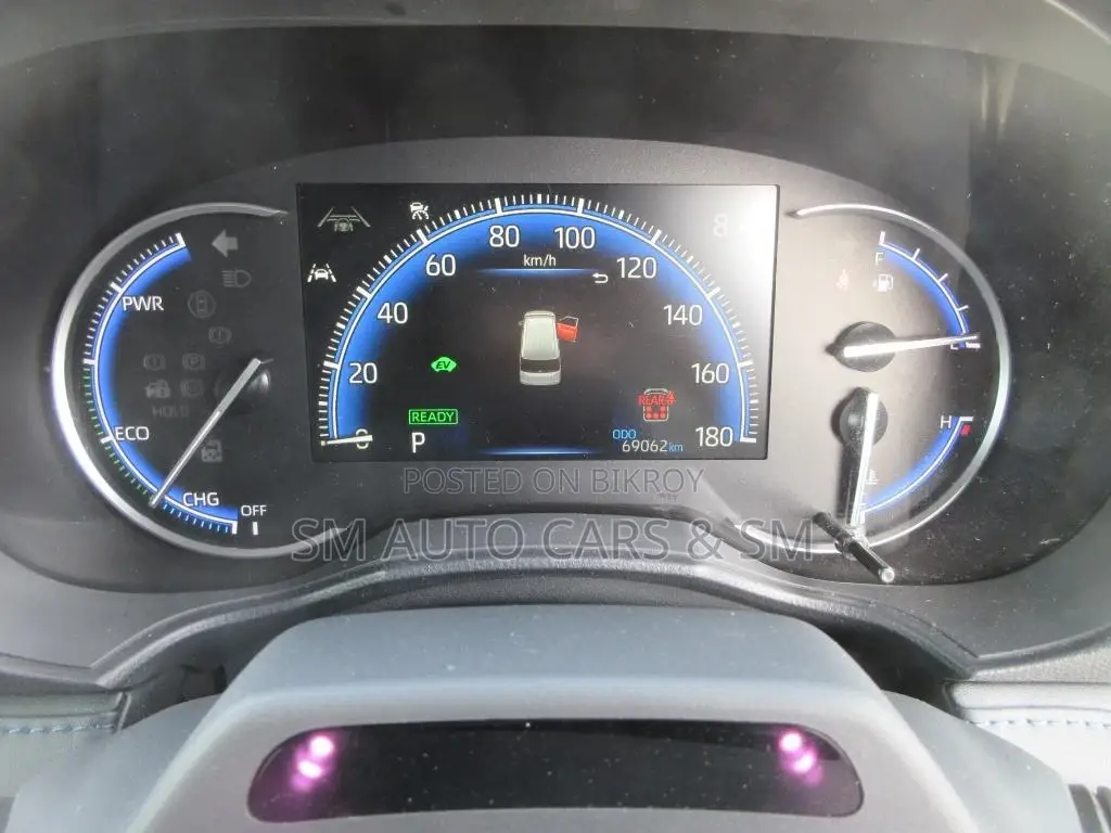 Toyota Voxy Hybrid S-Z 2WD 7-Seater 2022 Pearl
